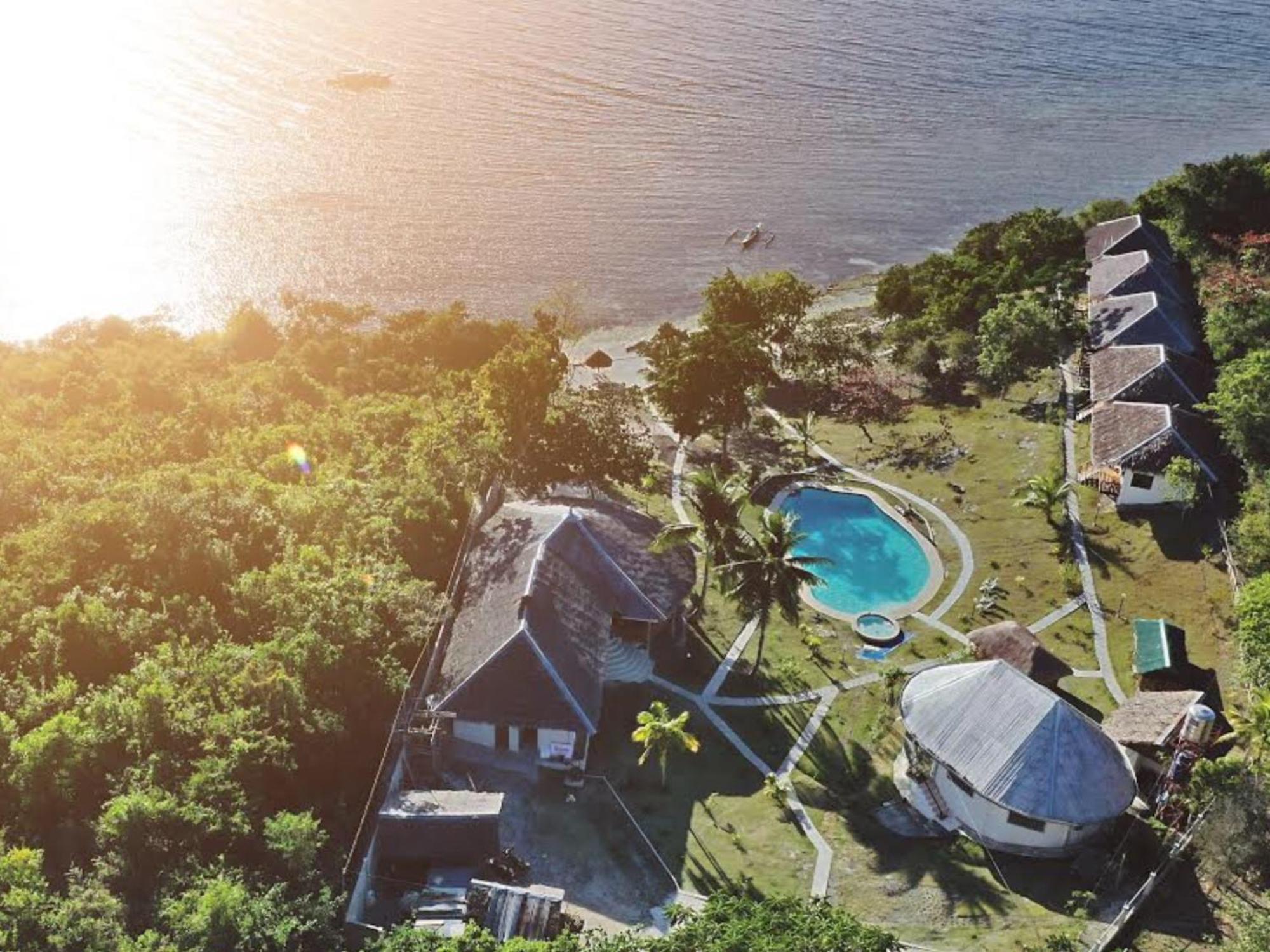 Cuestas Beach Resort And Restaurant Badian Exterior foto